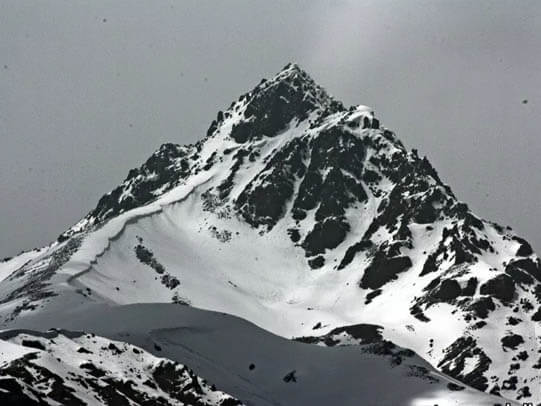 camping in leh ladakh kargil drass