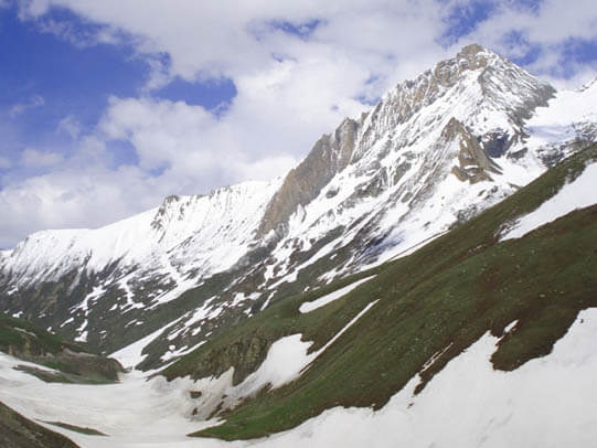 camping in nubra drass leh